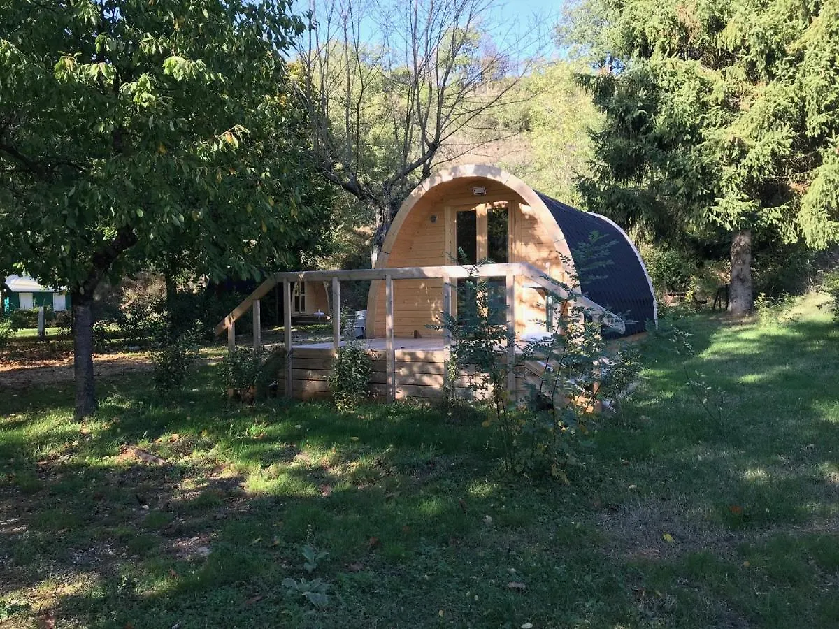 Camping Les Berges Du Doux Colombier-le-Vieux